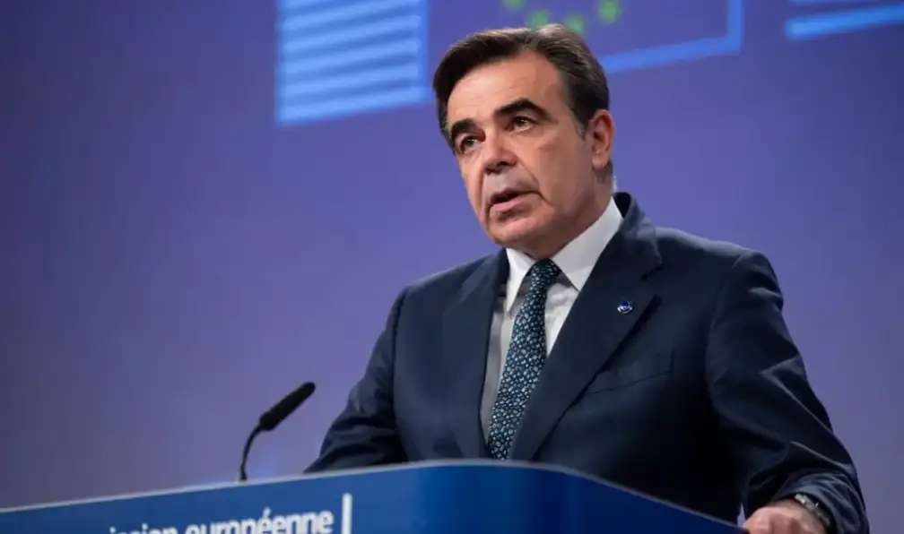 Μ.Σχοινάς: Δικαίωση το ότι ο Φ.Μπελέρης θα αναλάβει επίσημα τα καθήκοντα του και θα συμμετάσχει στις ψηφοφορίες του ΕΚ