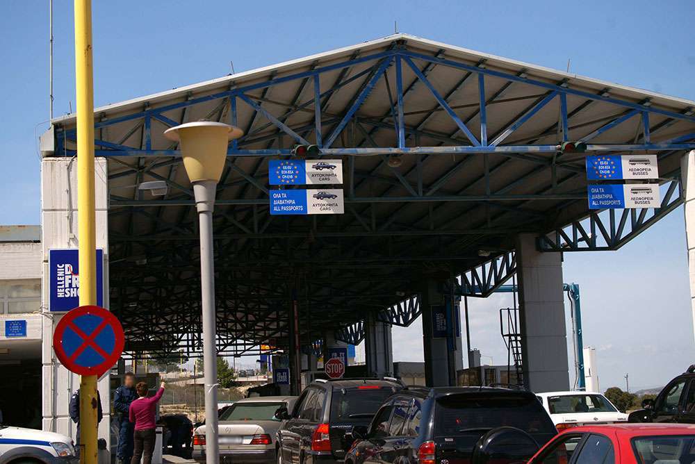 Πέντε συλλήψεις το τελευταίο 24ωρο στο συνοριακό σημείο ελέγχου Κακαβιάς